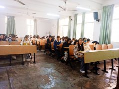 “资助育人，励志笃行”——雷竞技2023年资助育人受助学生座谈会